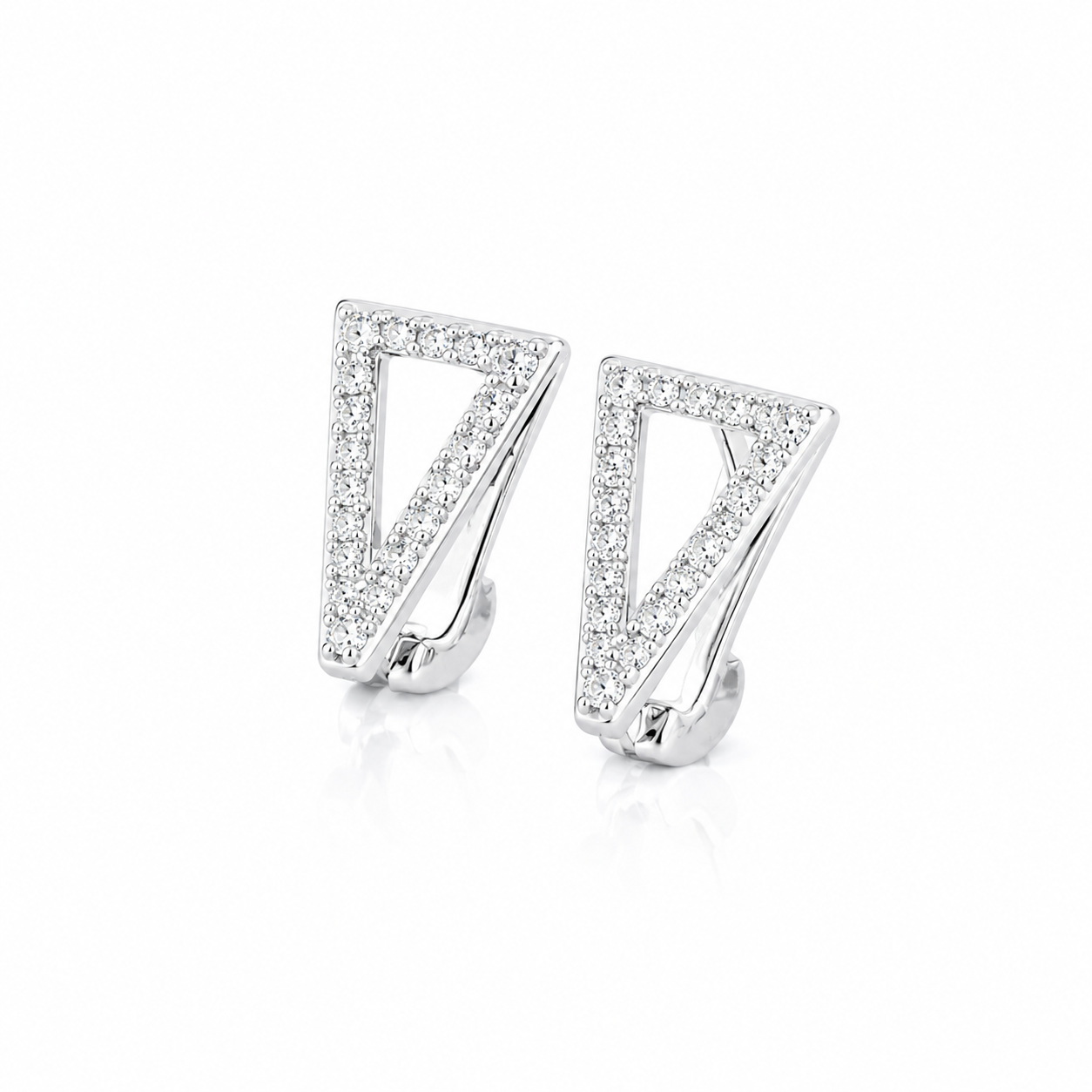 Cercei „Taina Luminii” din Argint 925 cu Zirconii – Eleganță Geometrică și Strălucire Atemporală. CD613