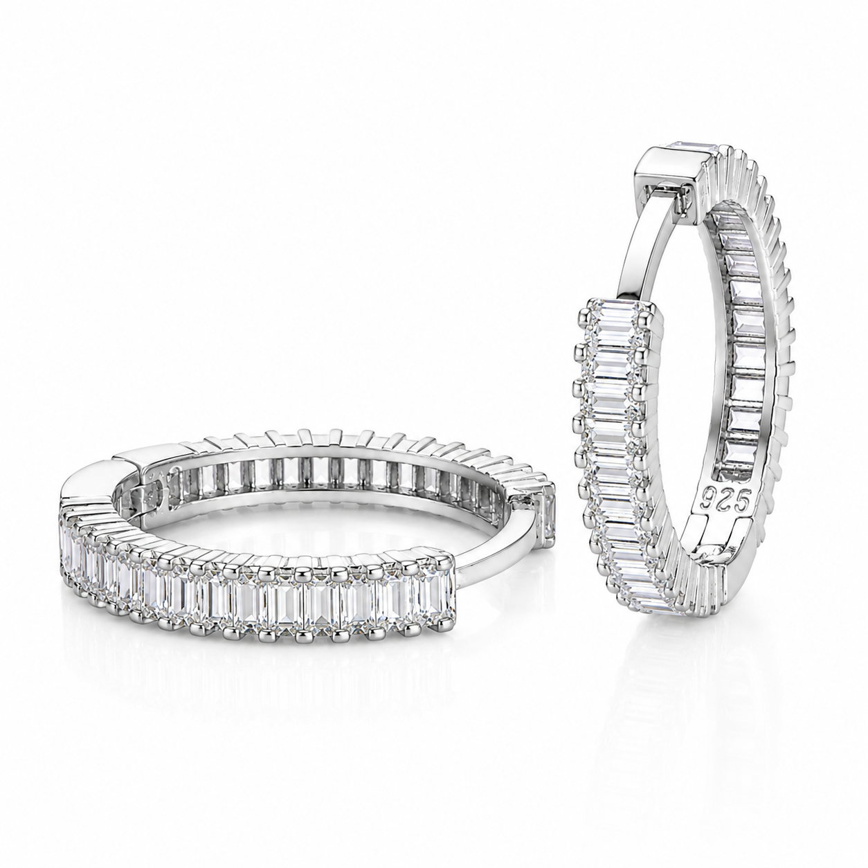 Cercei din Argint 925 „Raza Regală” – Creole cu Zirconii Baguette, Eleganță Premium, Diametru 1.4 cm. CD606