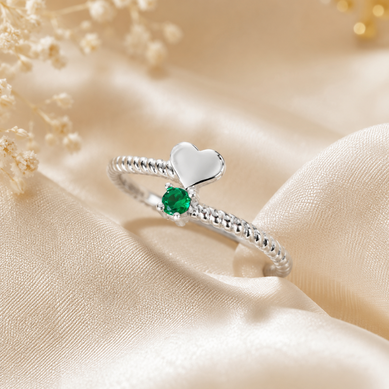 Inel din Argint 925 Reglabil „Inima Smaraldului” – Eleganță Delicată cu Piatră Verde. ID534