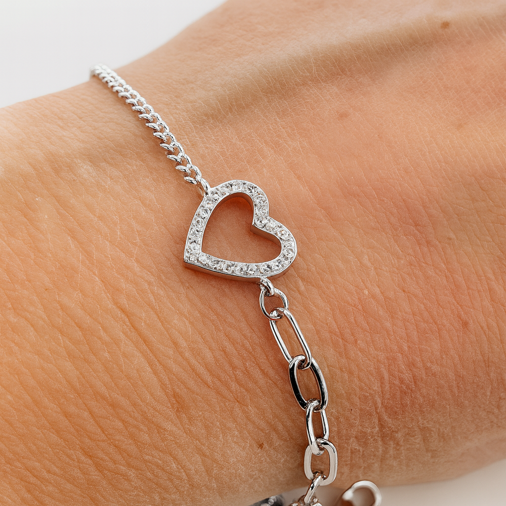 Brățară de lux Aurelia Heartline din argint 925 rodiat cu inimă pavé zirconii. BD297