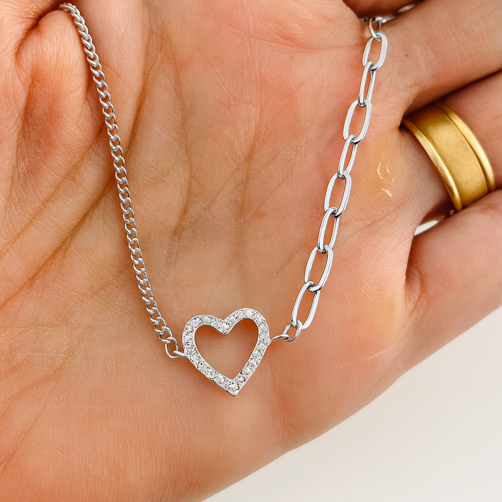 Brățară de lux Aurelia Heartline din argint 925 rodiat cu inimă pavé zirconii. BD297