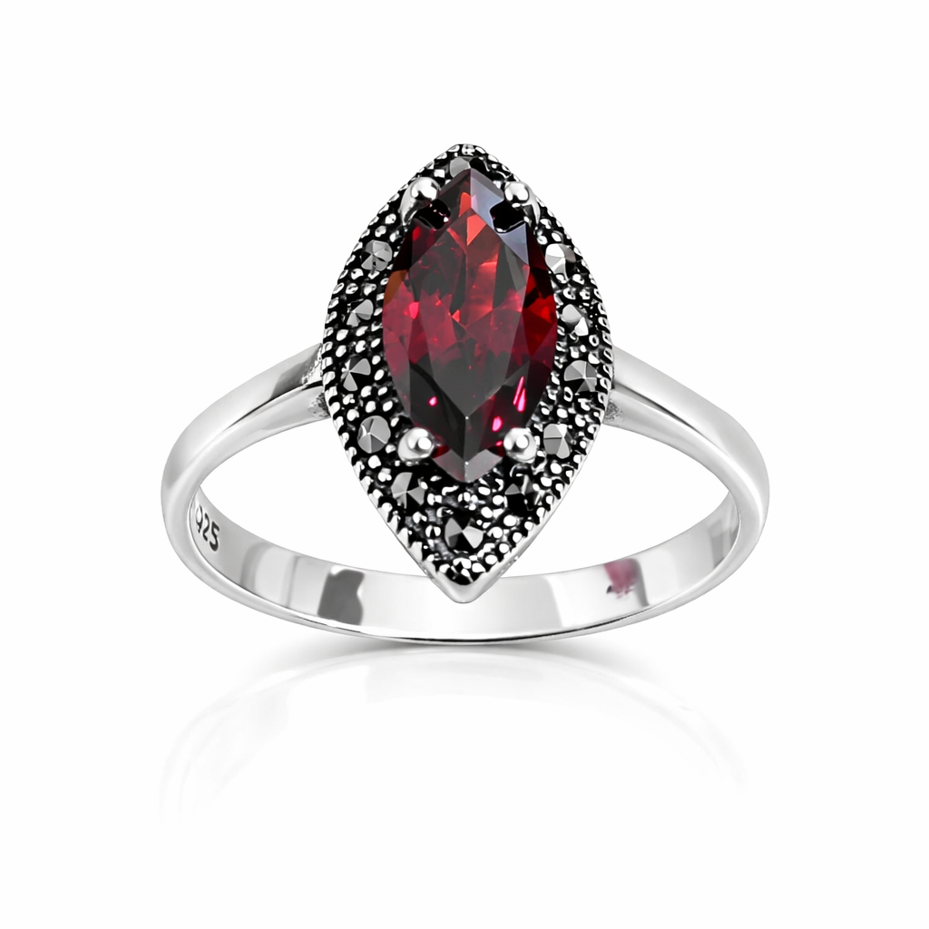 Inel Argint 925 „Imperial Garnet Noir” cu Marcazite – Design Elegant, Piatră Centrală 12x6 mm. ID504