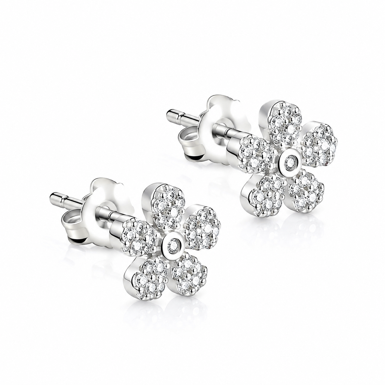 Cercei din Argint 925 „Floarea Zorilor” – Eleganță Delicată cu Zirconii Strălucitoare. CD 616