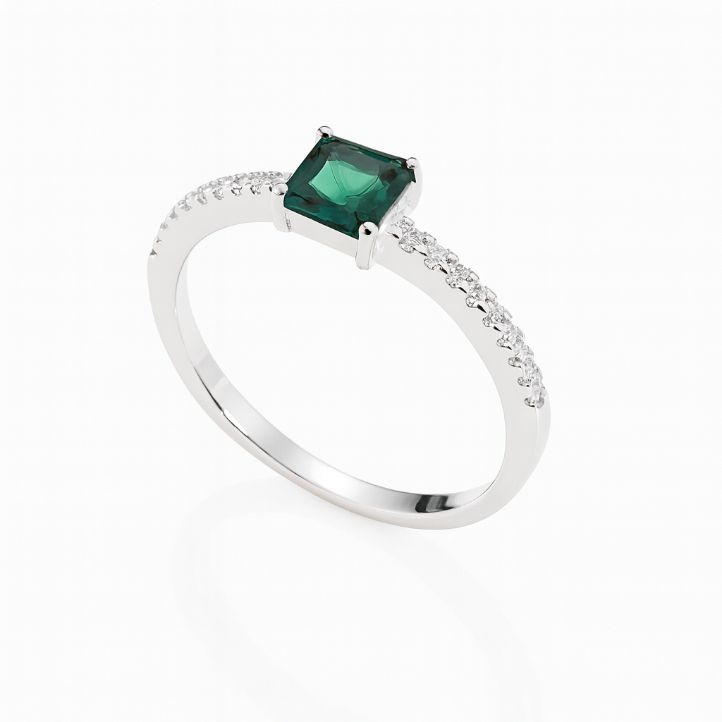 inel elegant din argint 925 cu piatră verde pătrată, ideal pentru cadou și colecția InfinityBijoux